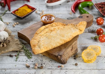 Чебурек с курицей, грибами и сыром: купить по цене 190.00, вес: 122 Чебурек с курицей, грибами и сыром