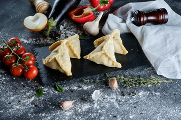 Эчпочмак с говядиной : купить по цене 180.00, вес: 400 Эчпочмак с говядиной
