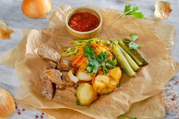 Мясо по-Татарски: купить по цене 370.00, вес: 306 Мясо по-Татарски