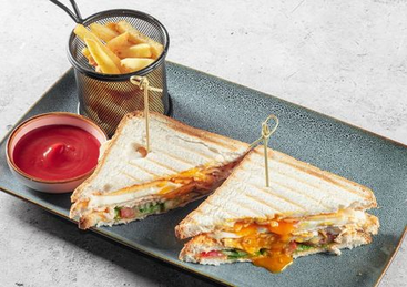 Клаб - сэндвич с курицей: купить по цене 2100.00, вес: 200 Клаб - сэндвич с курицей
