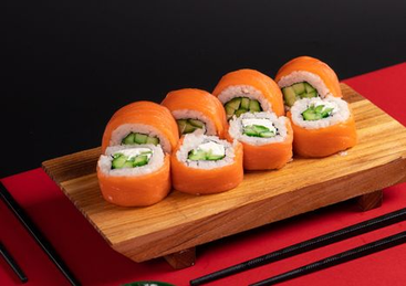 Филадельфия с огурчиками: купить по цене 3400.00, вес: 300 Филадельфия с огурчиками